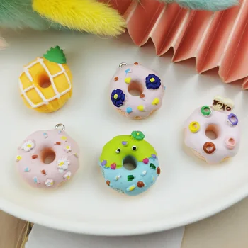 10 adet Kawaii Çörek Gıda 3D Reçine Charms Kolye DIY Takı Yapımı için Küpe Anahtarlık Kolye Bilezik Aksesuarları Malzemeleri